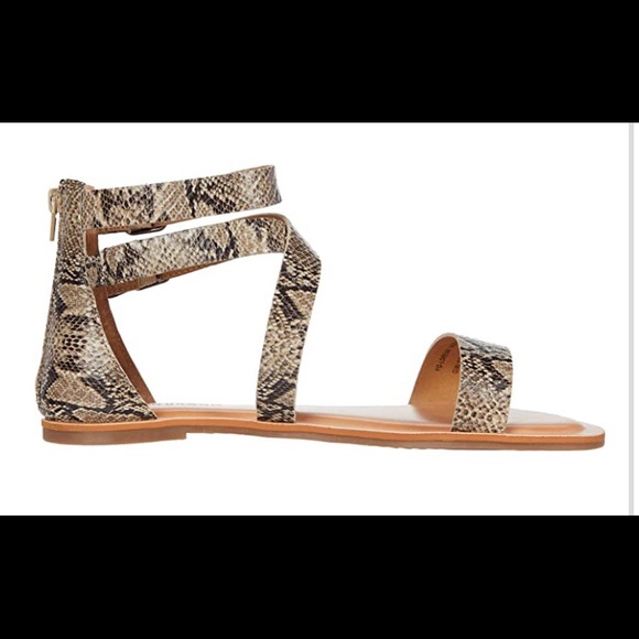 Lucky Brand Loreinn sandal Big Kid size 5 - Picture 6 of 8